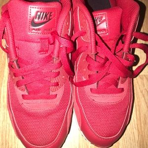 Red Nike airmax